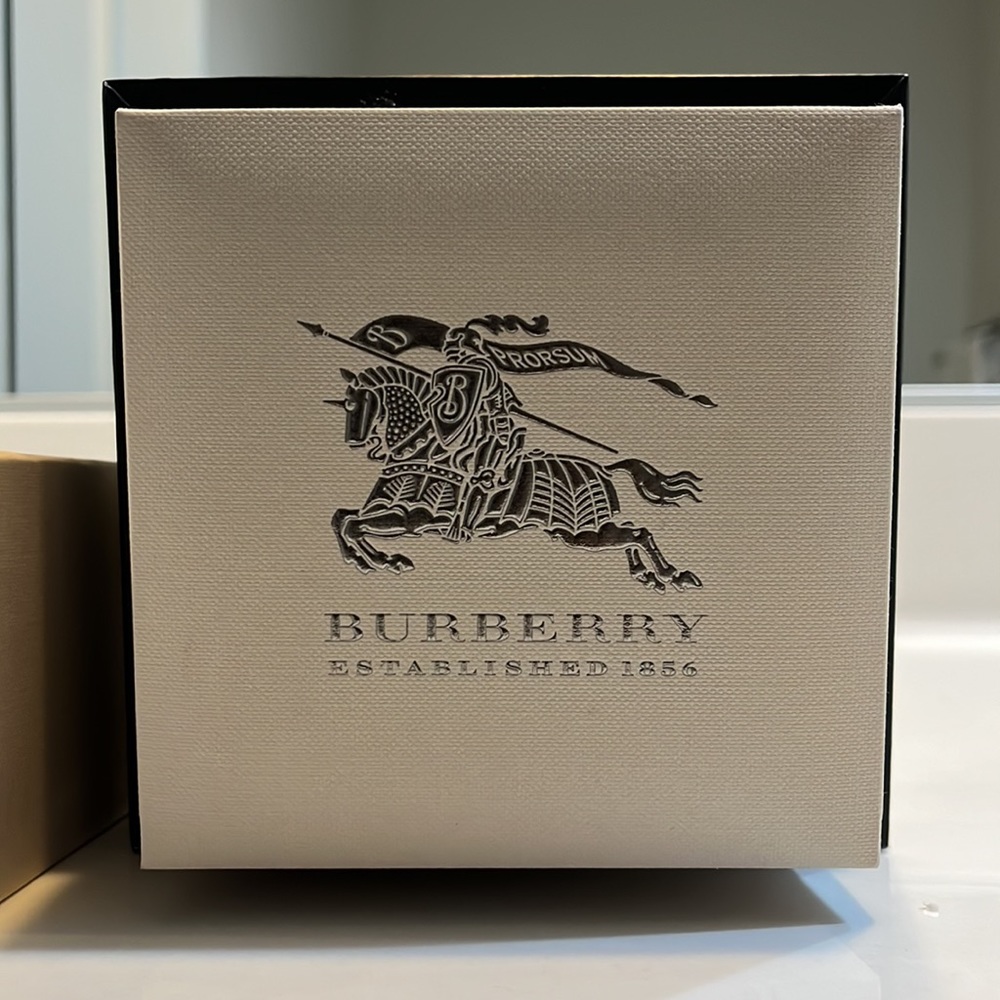 Burberry Watch - Picture 2 of 4